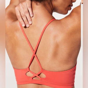 Lululemon Shoreline Top
Red Orange
